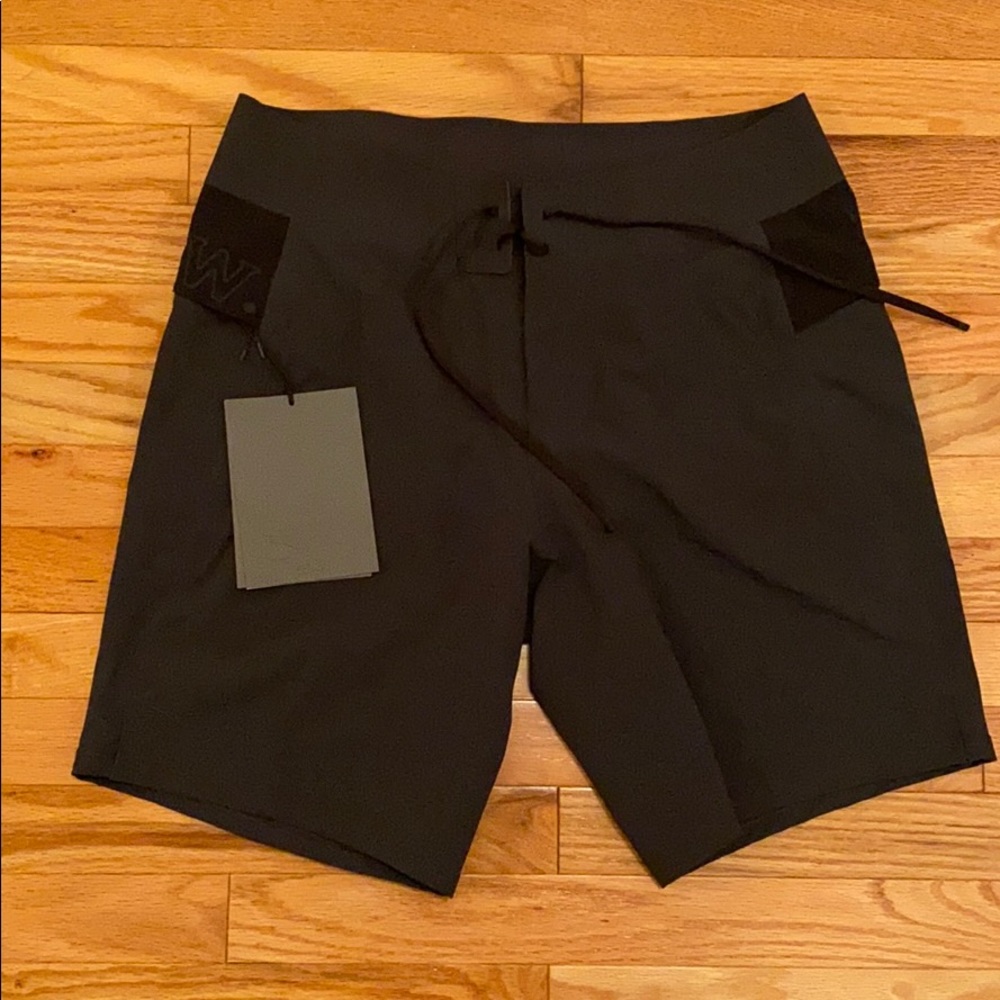 Lululemon wilderness shorts